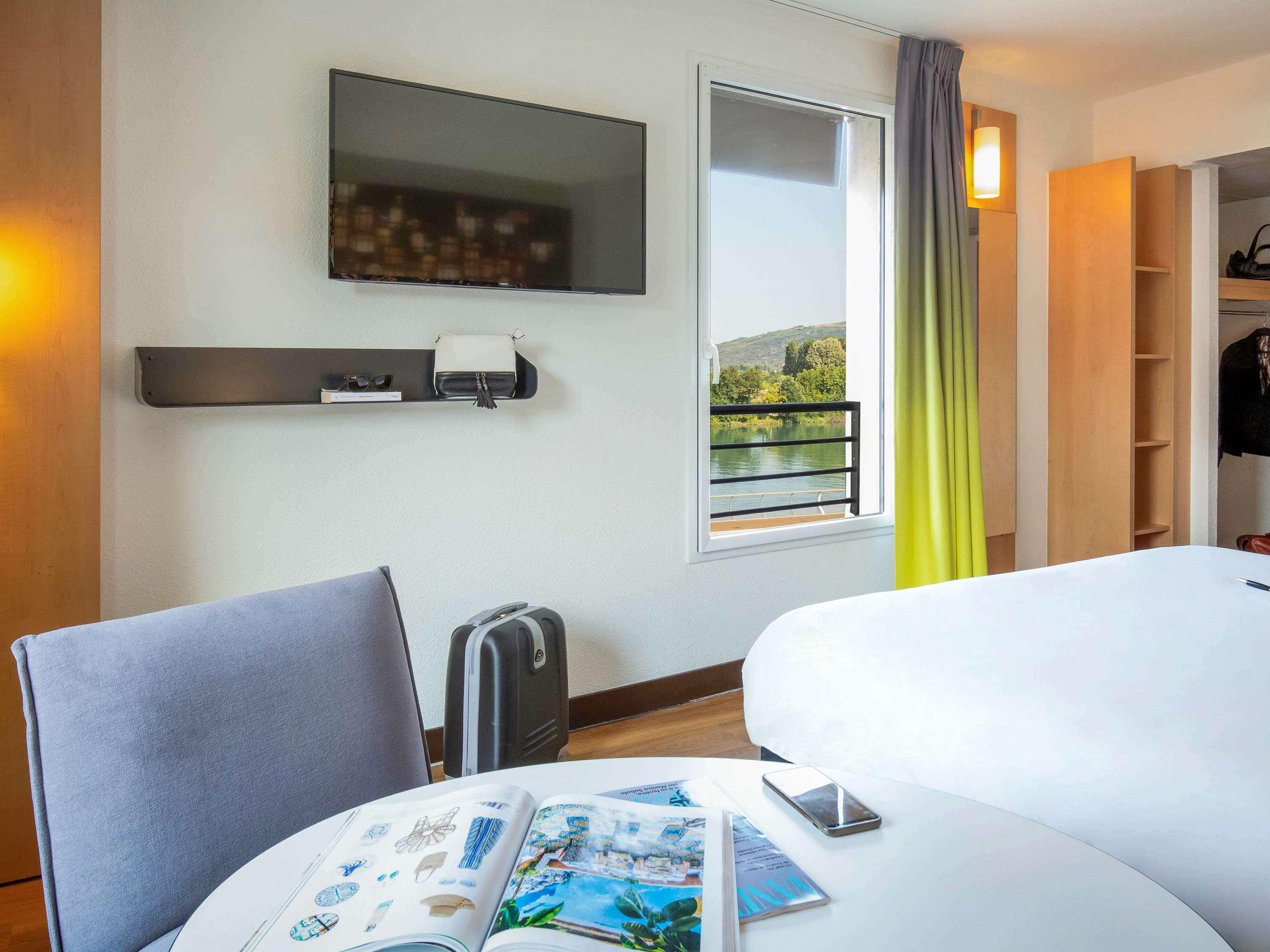Ibis Lyon Sud Vienne Saint-Louis Hotell Exteriör bild